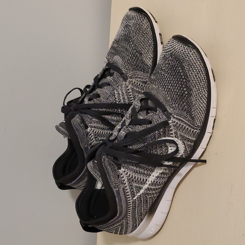 Nike Free TR Flyknit Women's Running Shoes Size 7.5